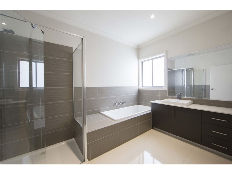 18 Banksia Place, Wallan VIC 3756