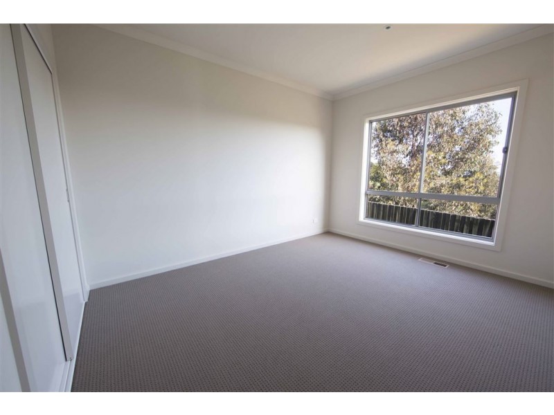 18 Banksia Place, Wallan VIC 3756