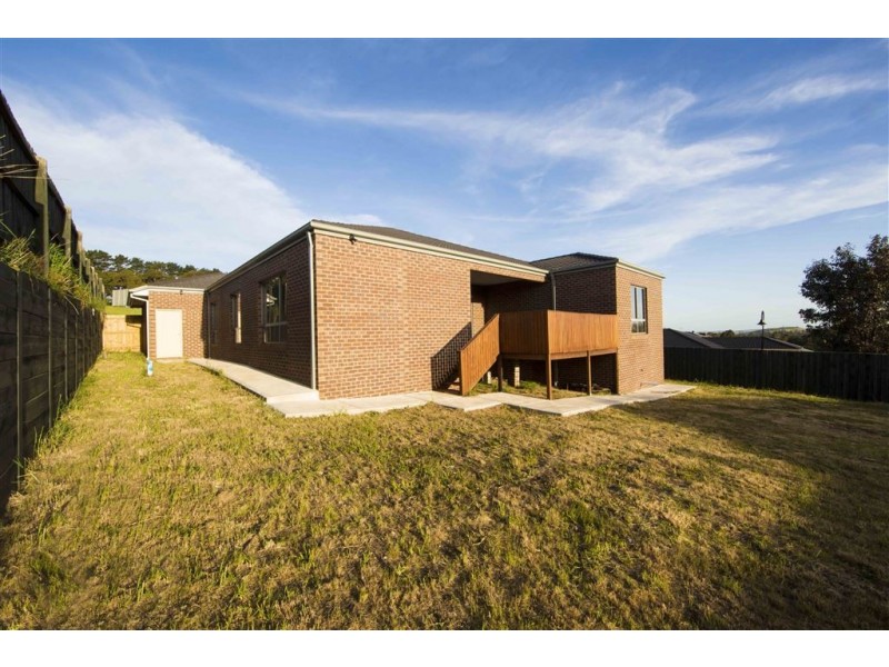 18 Banksia Place, Wallan VIC 3756