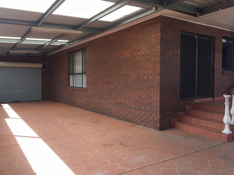 21 Lockwood Grove, Thomastown VIC 3074