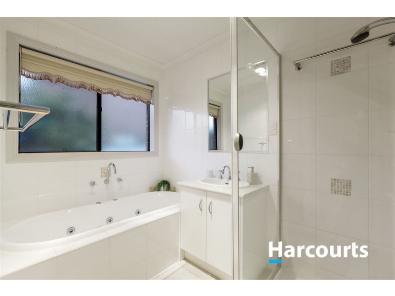 6 Ward Drive, Mill Park VIC 3082