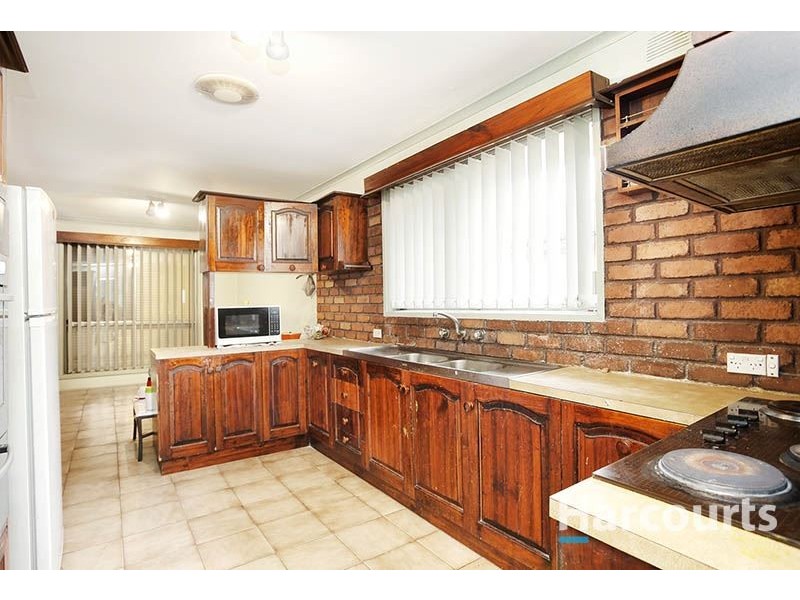 302 Edgars Road, Lalor VIC 3075