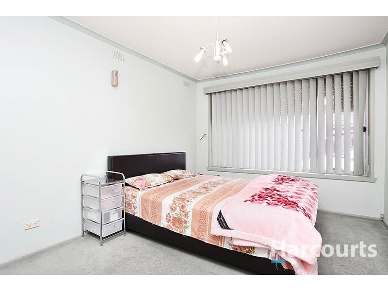 302 Edgars Road, Lalor VIC 3075