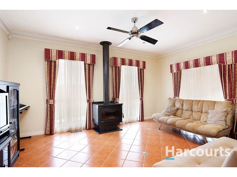 4 Trumper Place, Epping VIC 3076