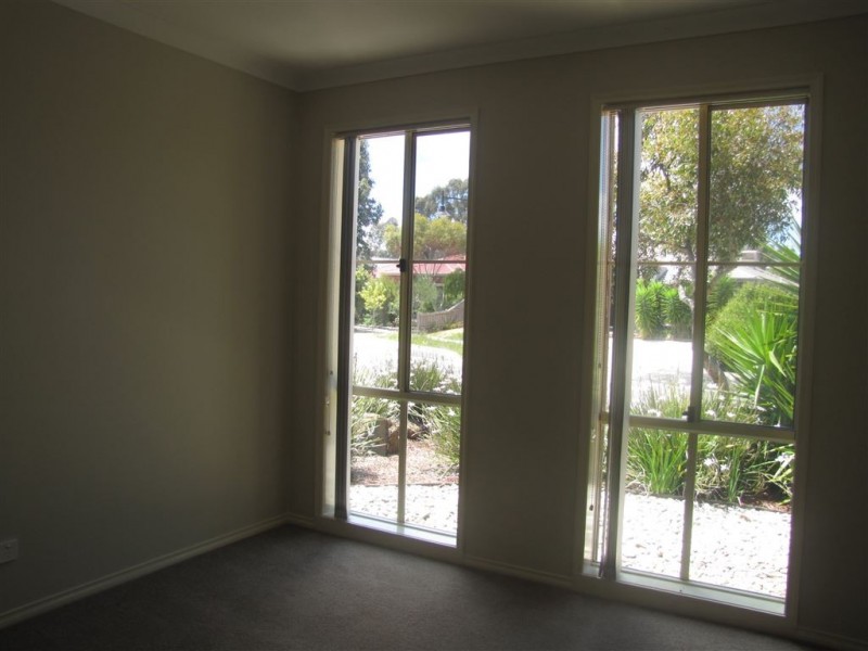 2 Birdwood Court, Doreen VIC 3754