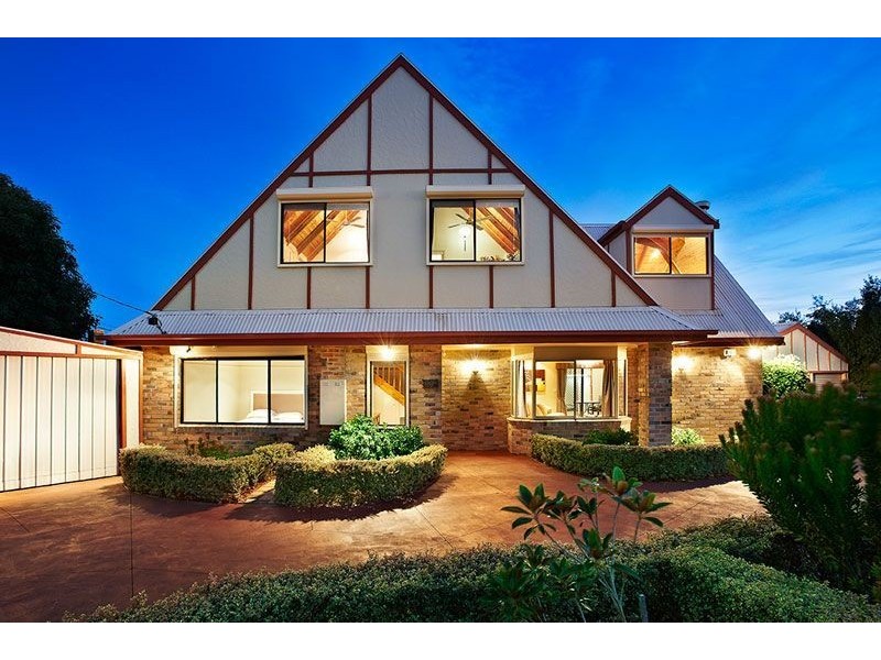 10 Borrie Street, Reservoir VIC 3073