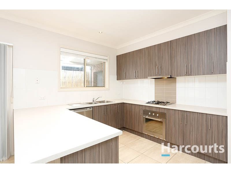 24 Alhambra Drive, Epping VIC 3076