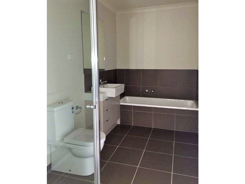 1/3 Old Plenty Road, South Morang VIC 3752