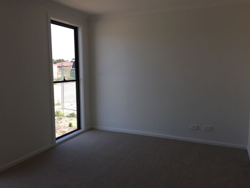 37 Bentham Street, Roxburgh Park VIC 3064