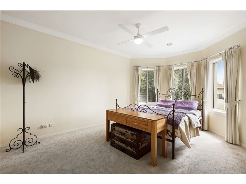 3 Londres Way, South Morang VIC 3752