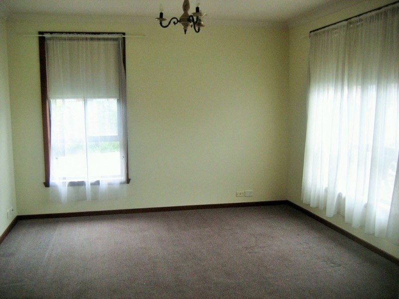 11/10 Cooper Street, Epping VIC 3076