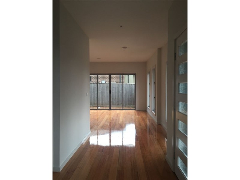 5/3 Redding Rise, Epping VIC 3076