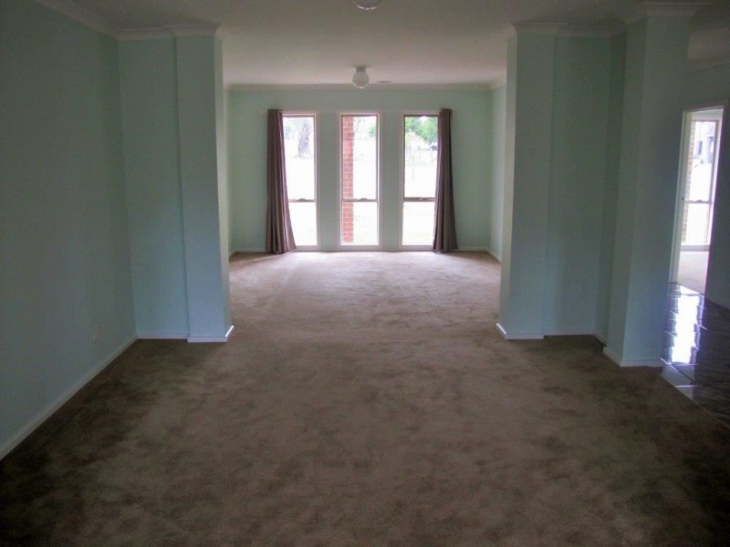 1 Countryfields Boulevard, Epping VIC 3076