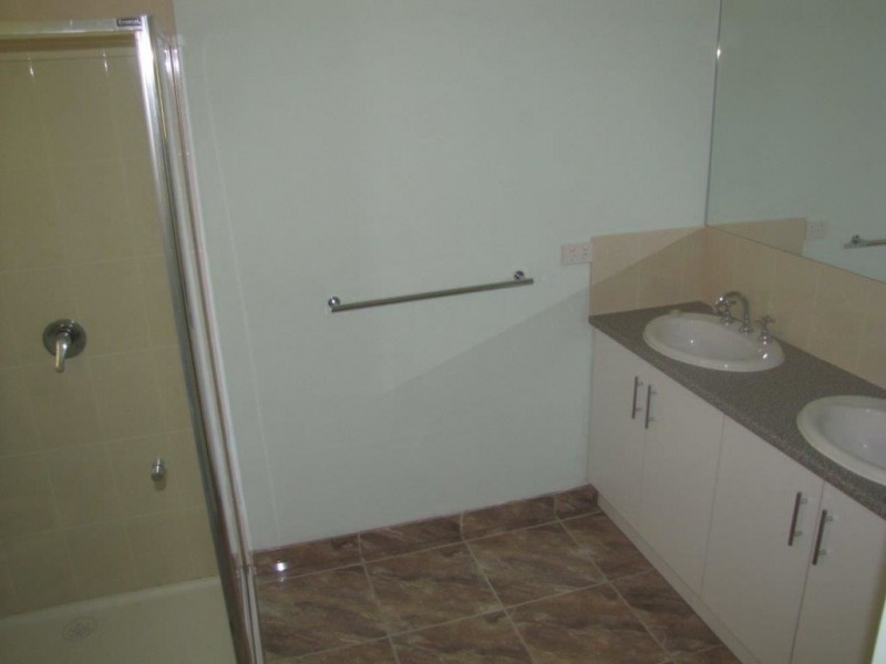 1 Countryfields Boulevard, Epping VIC 3076