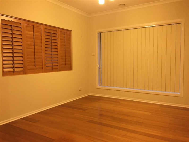 6 Greenfields Drive, Epping VIC 3076