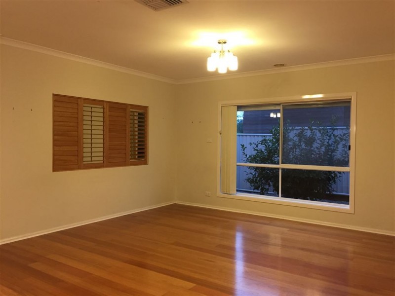 6 Greenfields Drive, Epping VIC 3076