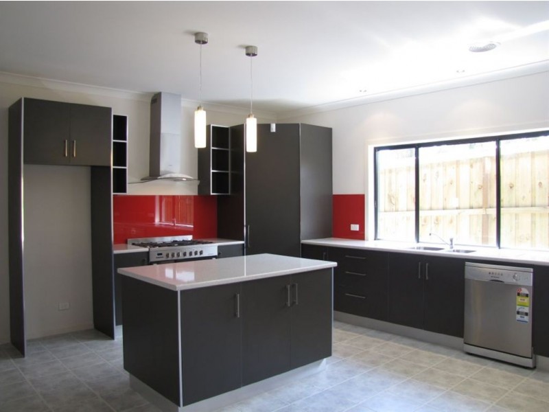 40 Thernholme Crescent, Doreen VIC 3754