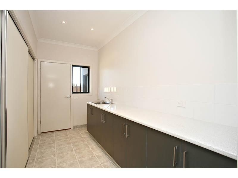 40 Thernholme Crescent, Doreen VIC 3754