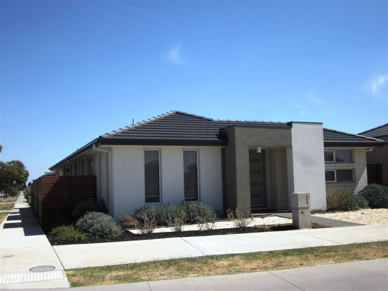 19 Crimson Crescent, Epping VIC 3076