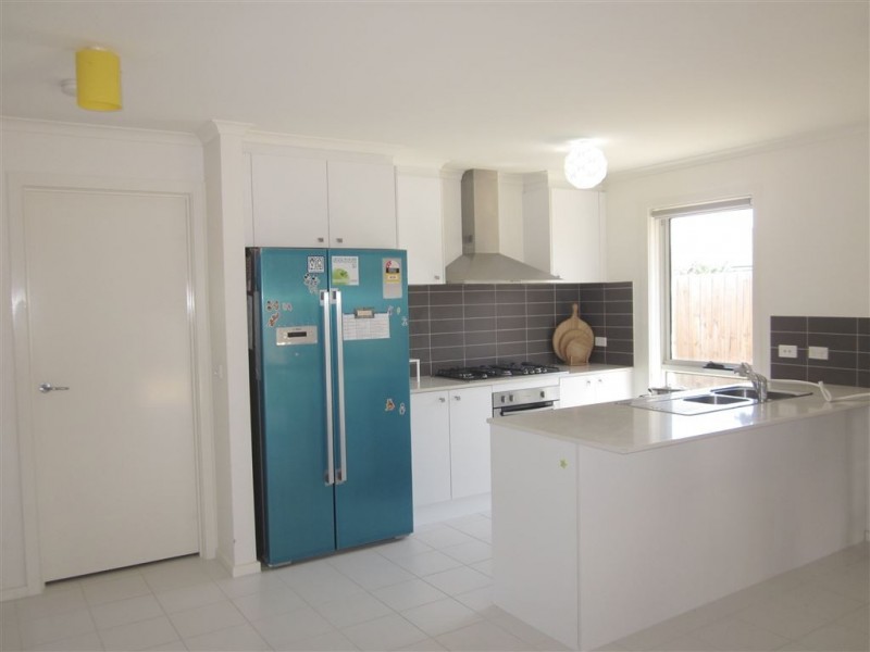 19 Crimson Crescent, Epping VIC 3076