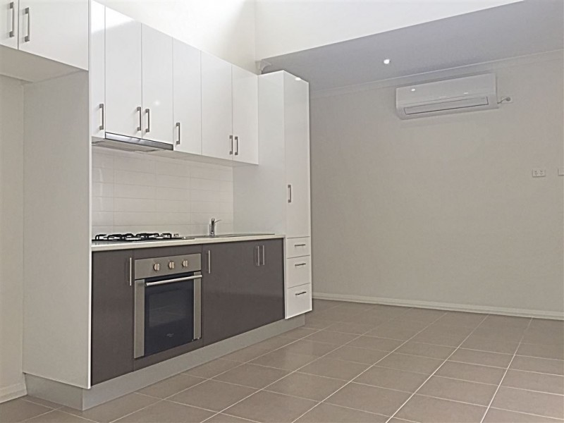 2/143 Messmate Street, Lalor VIC 3075