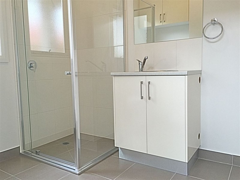 2/143 Messmate Street, Lalor VIC 3075