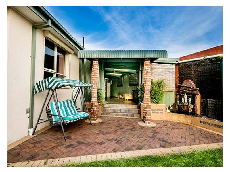 39 Kemp Avenue, Thomastown VIC 3074