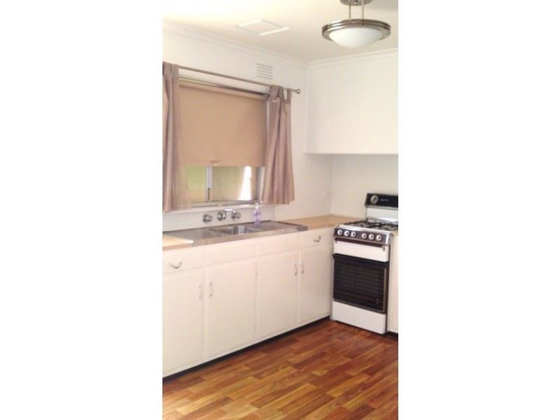 3/2 Ashley Street, Reservoir VIC 3073