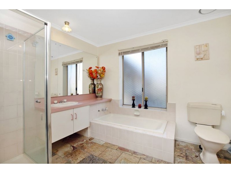 6 Fetlock Place, Epping VIC 3076