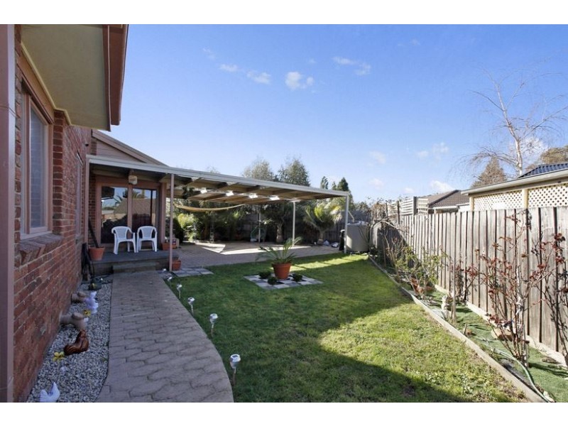 6 Fetlock Place, Epping VIC 3076