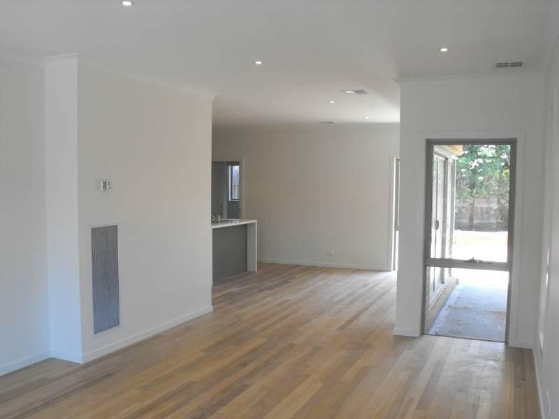 3/16 Young Street, Epping VIC 3076