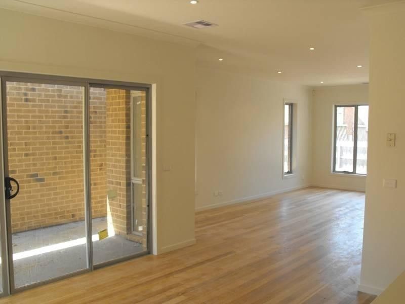 3/16 Young Street, Epping VIC 3076
