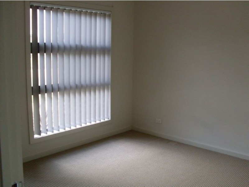 6 Clonard Crescent, Epping VIC 3076