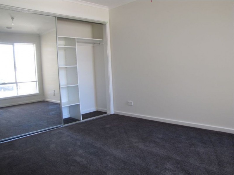 76 Hayston Boulevard, Epping VIC 3076