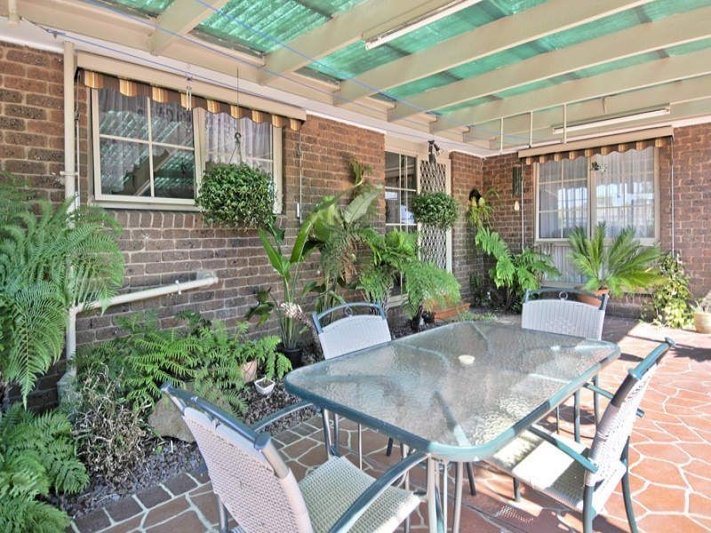 39 Bainbridge Close, Craigieburn VIC 3064