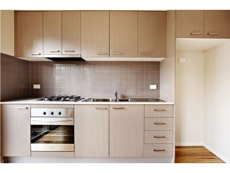 1/34 McComas Street, Reservoir VIC 3073