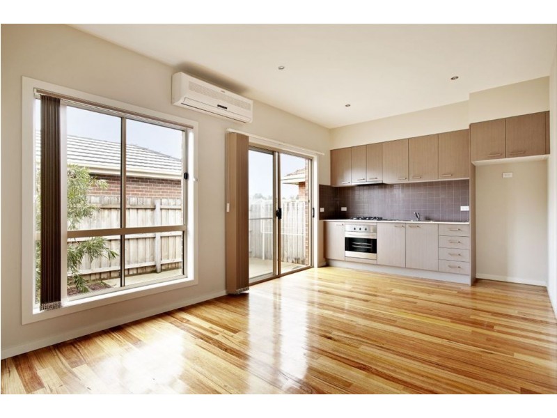 1/34 McComas Street, Reservoir VIC 3073