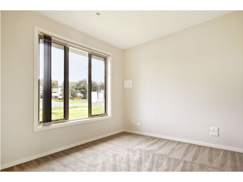 1/34 McComas Street, Reservoir VIC 3073