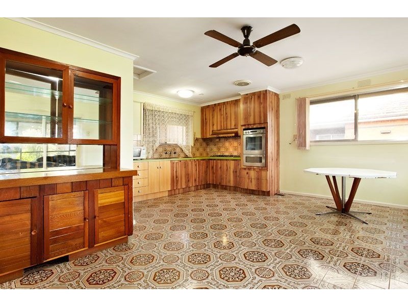 155 Mountview Rd, Lalor VIC 3075