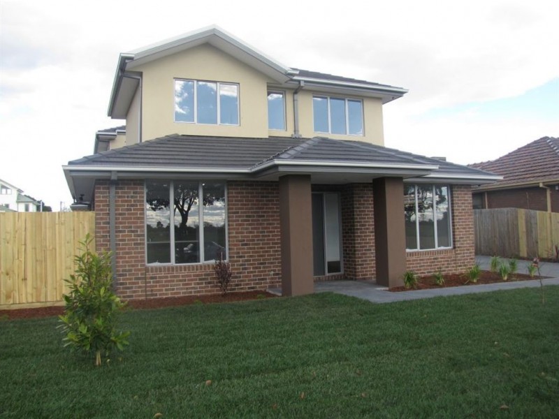 1/16 Aberdeen St, Reservoir VIC 3073