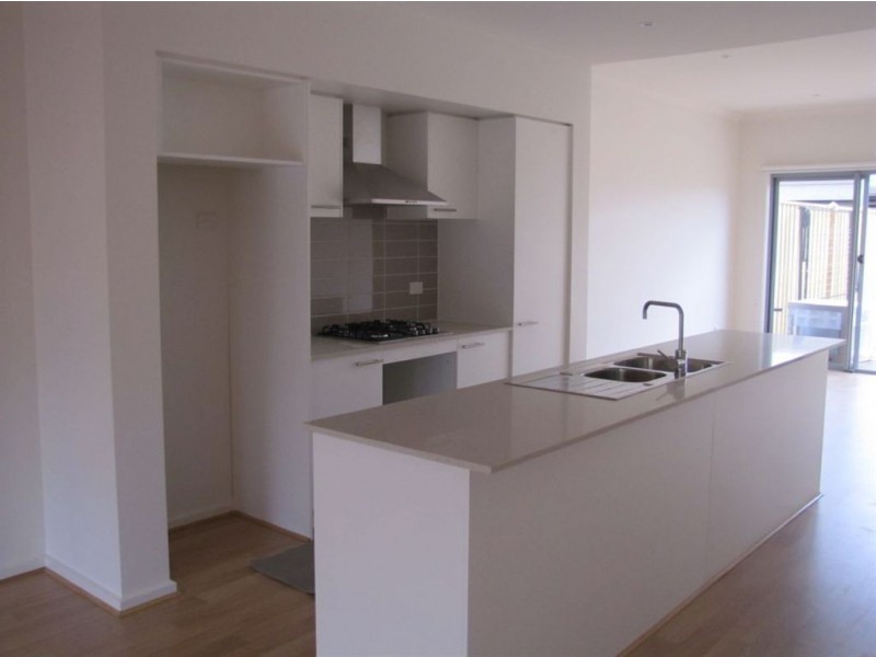 5/8 Moresby Court, Craigieburn VIC 3064