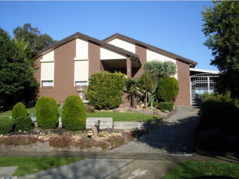 9 Calwell Court, Mill Park VIC 3082