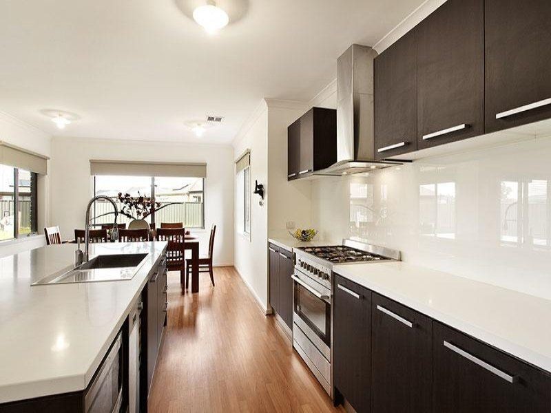 12 Mernda Village Drive, Mernda VIC 3754