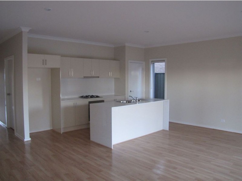 40 Highbury Circuit, Craigieburn VIC 3064