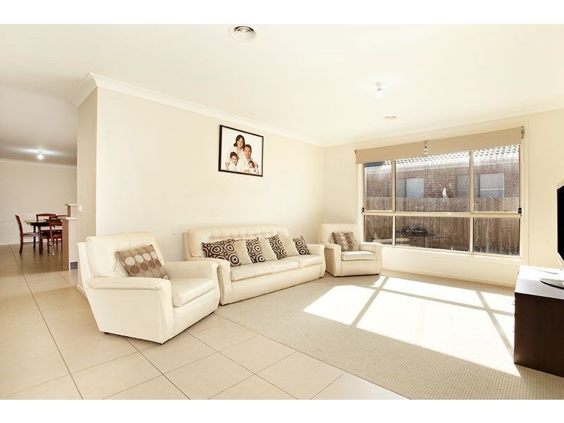10 Mareborne Street, Epping VIC 3076