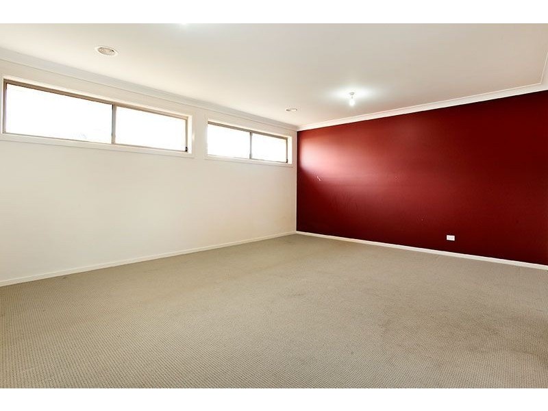 10 Mareborne Street, Epping VIC 3076