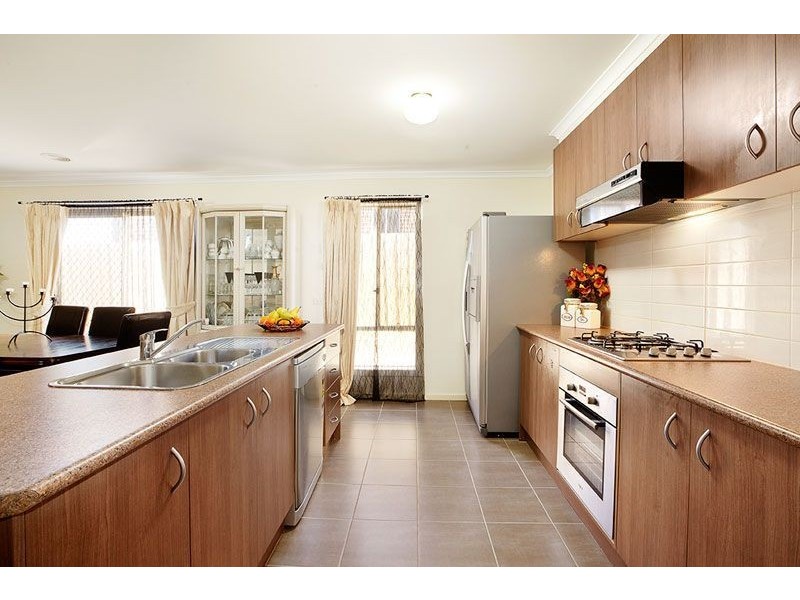6 Manley Street, Epping VIC 3076