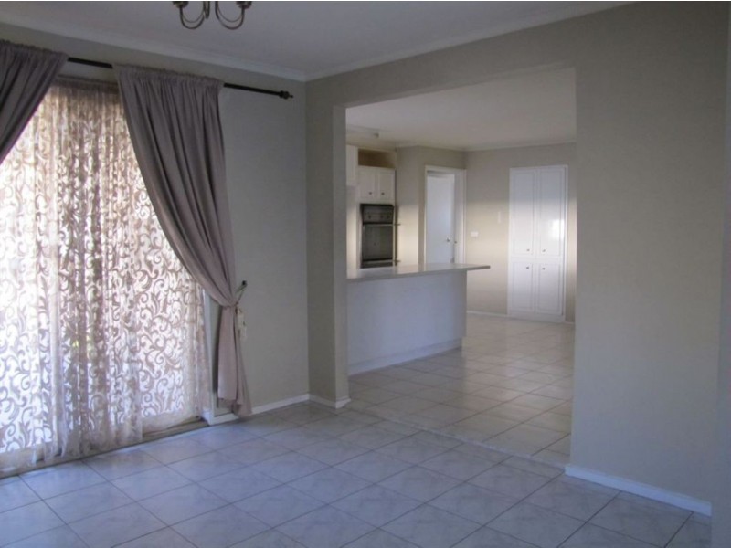 57 Moorhead Drive, Mill Park VIC 3082