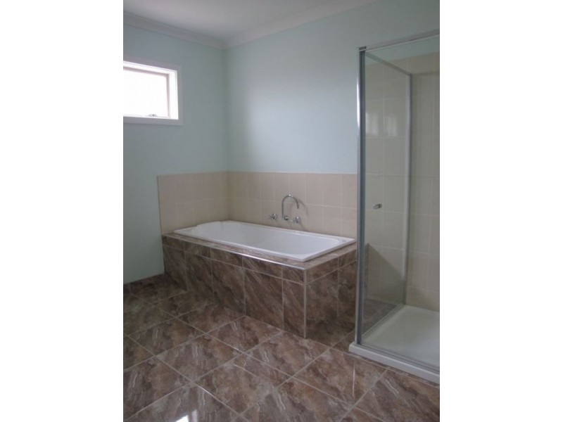 1 Countryfields Boulevard, Epping VIC 3076