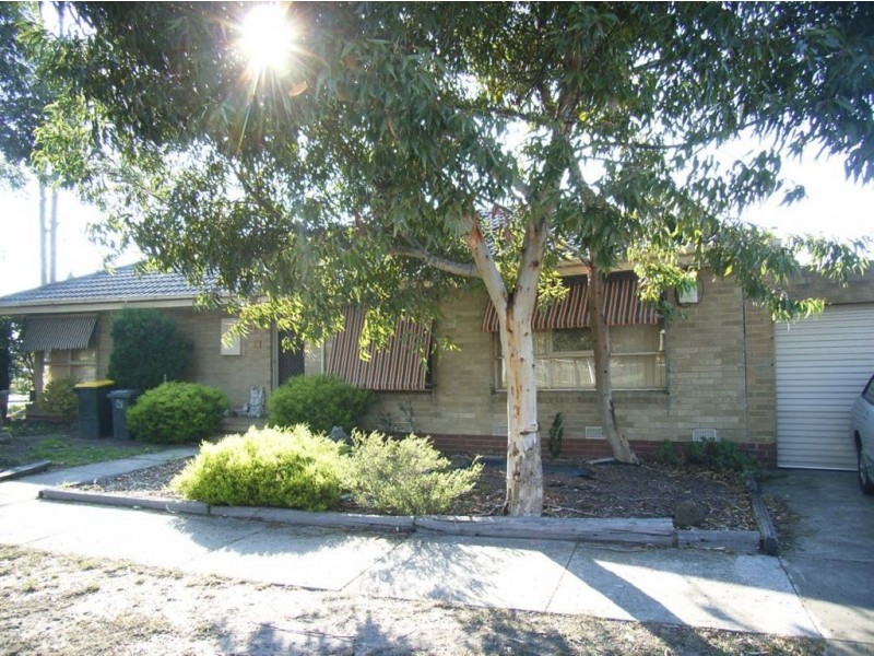 13 Miriam Street, Thomastown VIC 3074